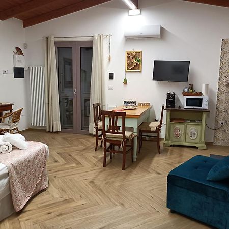 Ferienwohnung La Casa Di Chia Trepuzzi Exterior foto